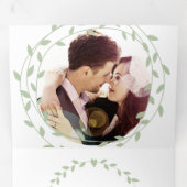 牧歌的な中世の写真結婚式 三つ折り招待状 (内部最初)