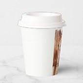 牧草地で生い茂る馬 紙コップ (右)