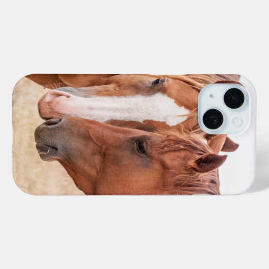 牧草地で生い茂る馬 Case-Mate iPhoneケース (裏面 (横))