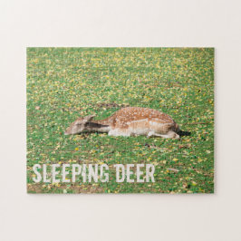 牧草地の秋に冬眠する鹿 ジグソーパズル