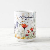 牧草地の花とラベンダー コーヒーマグカップ (中央)
