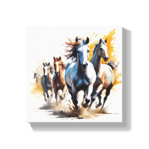 牧草地を抜け走た野馬の群れ