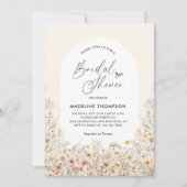 牧草地ワイルドフラワーアーチハートスクリプトブライダルシャワー 招待状 (正面)
