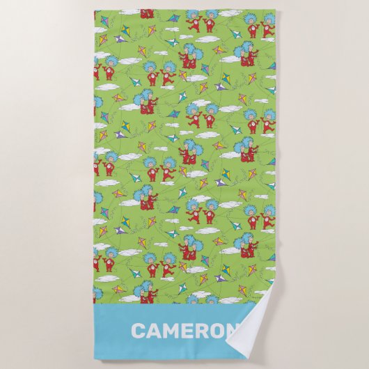 物の一つ二飛んでいるつの凧のパターン ビーチタオル (正面)