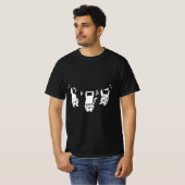 物干しざおの遊び心あふれる猫たち Tシャツ (正面フル)