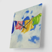 物干しアート明るい色の洗濯物 スクエア壁時計 (傾斜)