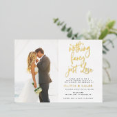 特別なものは何もない、ただ愛を祝う結婚披露宴 箔招待状 (立ち正面)