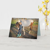 特別な瞬間-女の子と馬の誕生日カード カード (黄色い花)