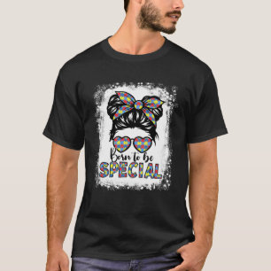 特別な自閉症生まれの意識になるために散らかったBun女の子 Tシャツ