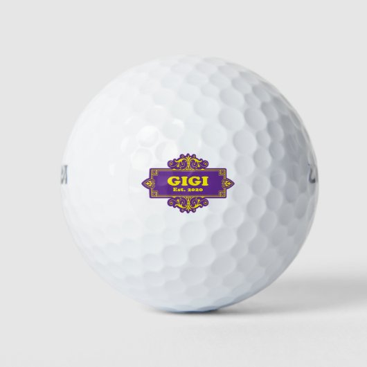 特別な"GiGi 2020"のためのギフト ゴルフボール (正面)