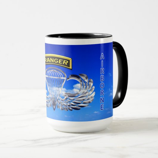 特別に設計された空挺射撃機の記念 マグカップ (正面右)