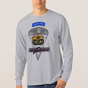 特別に設計された空挺空挺飛行士 Tシャツ