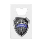 特別に設計された翼を持つ空中シールド クレジットカード栓抜き (正面)