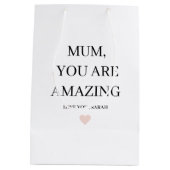特別パーソナライズされたなママ素晴らしいギフト ミディアムペーパーバッグ (裏面)