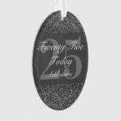 特別誕生日パーソナライズされたオーナメントの贈り物25日 オーナメント (正面)