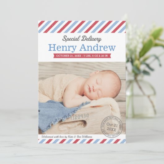 特別配送男の赤ちゃんブルーと赤フォト誕生 案内状 (スタンド正面)