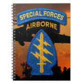 特殊部隊のグループの緑色のベレー帽SF SOF SFG SOC ノートブック (正面)