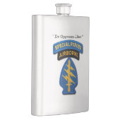 特殊部隊のグループの緑色のベレー帽SFG SF LRRPの獣医 フラスク (右)