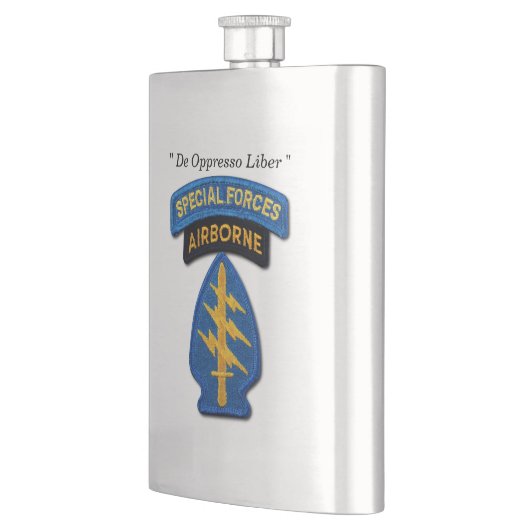 特殊部隊のグループの緑色のベレー帽SFG SF LRRPの獣医 フラスク (左)