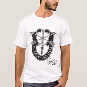 特殊部隊の妻のティー Tシャツ