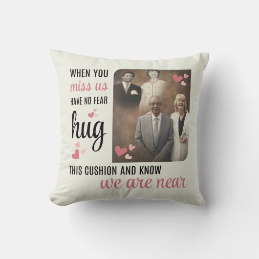 特注：S McGreal PINK クッション (正面)