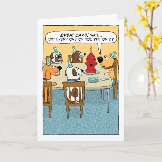 犬おもしろい誕生日用消火栓ケーキ カード (黄色い花)