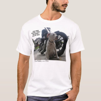 犬およびオートバイが付いている人のTシャツ Tシャツ