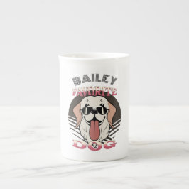 犬お気に入りの、可愛おもしろいい犬の母/パパのパーソナライズ ボーンチャイナマグカップ