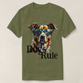犬がサングラスで犬を支配 Tシャツ