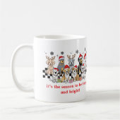 犬がパウズでクリスマスプレゼントを願っている ギフト コーヒーマグカップ (左)