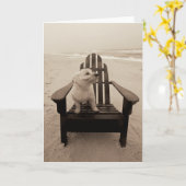 犬がビーチを楽しむ カード (黄色い花)