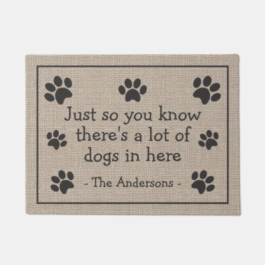 犬が多いって分かってるでしょおもしろい ドアマット (正面)