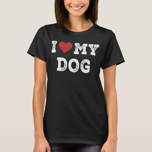 犬が好きで犬がハート Tシャツ (正面)