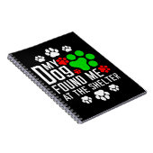 犬が私を避難所の愛犬家で見つけたおもしろい ノートブック (右側)