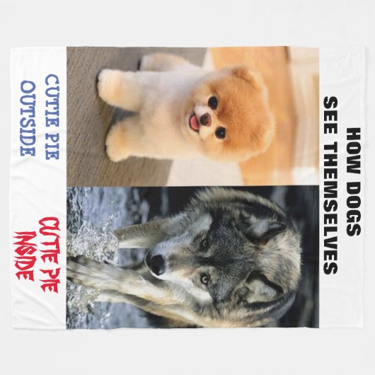 犬が自分を見る様子 フリースブランケット (正面(横))