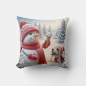 犬とアイスクリームコーンを持っている雪だるま クッション (正面)