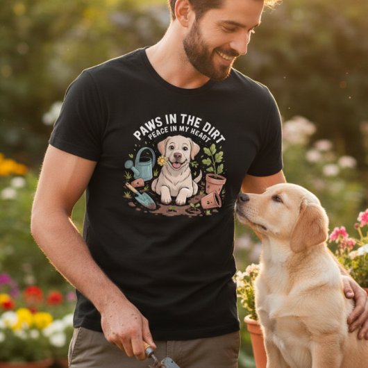 犬とガーデニングの楽しいTシャツ 土の中の前足 ギフト Tシャツ