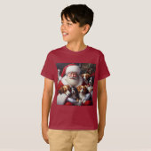 犬とクリスマスサンタクロース2 Tシャツ (正面フル)