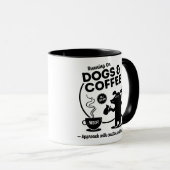 犬とコーヒーで走り回る 11 oz. コンボ マグカップ (正面右)