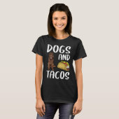 犬とタコスのニューファンドランドのメキシコ料理 Tシャツ (正面フル)