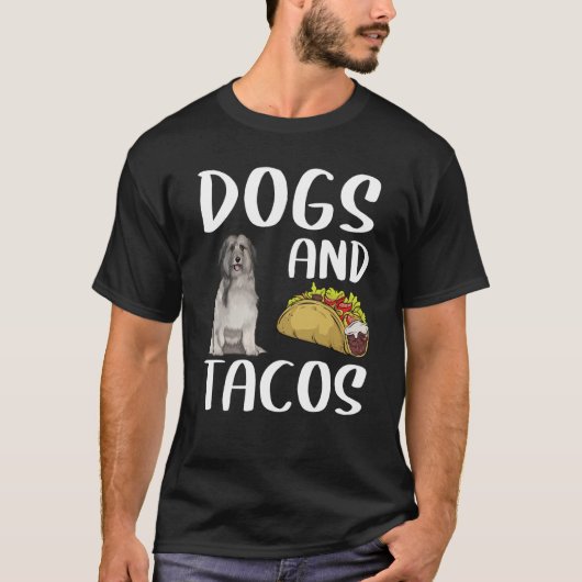 犬とタコス・ピレネー羊飼いメキシコ料理 Tシャツ (正面)