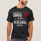 犬とピクルボールの米国選挙2024パーティー投票者 Tシャツ (正面)