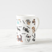 犬とワォフ   ボーンチャイナマグカップ (正面右)