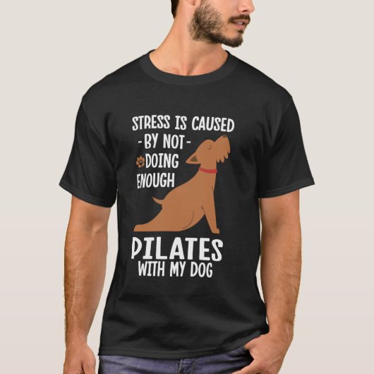 犬と一緒の楽しいピラティス Tシャツ (正面)