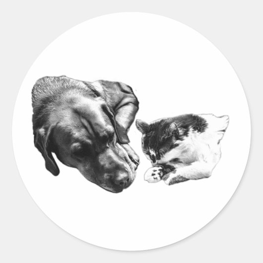 犬と猫が一緒に休むモノクロシール ラウンドシール (正面)