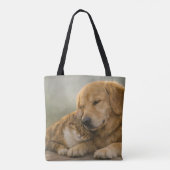犬と猫が寄り添うオーバーサイズトートバッグ トートバッグ (裏面)