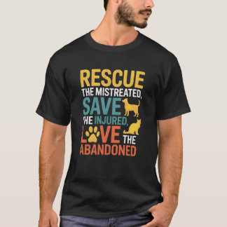 犬と猫と肉球のプリントが入ったアニマルレスキューの引用デザイン Tシャツ