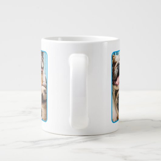 犬と猫グループの写真 ジャンボコーヒーマグカップ (裏面)