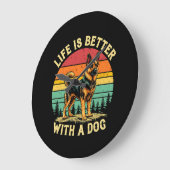 犬と生活が良い – ヴィンテージの夕日 ラージ壁時計 (傾斜)