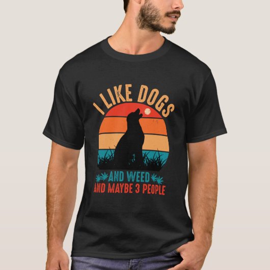 犬と良い雰囲気とたぶん3人好き Tシャツ (正面)